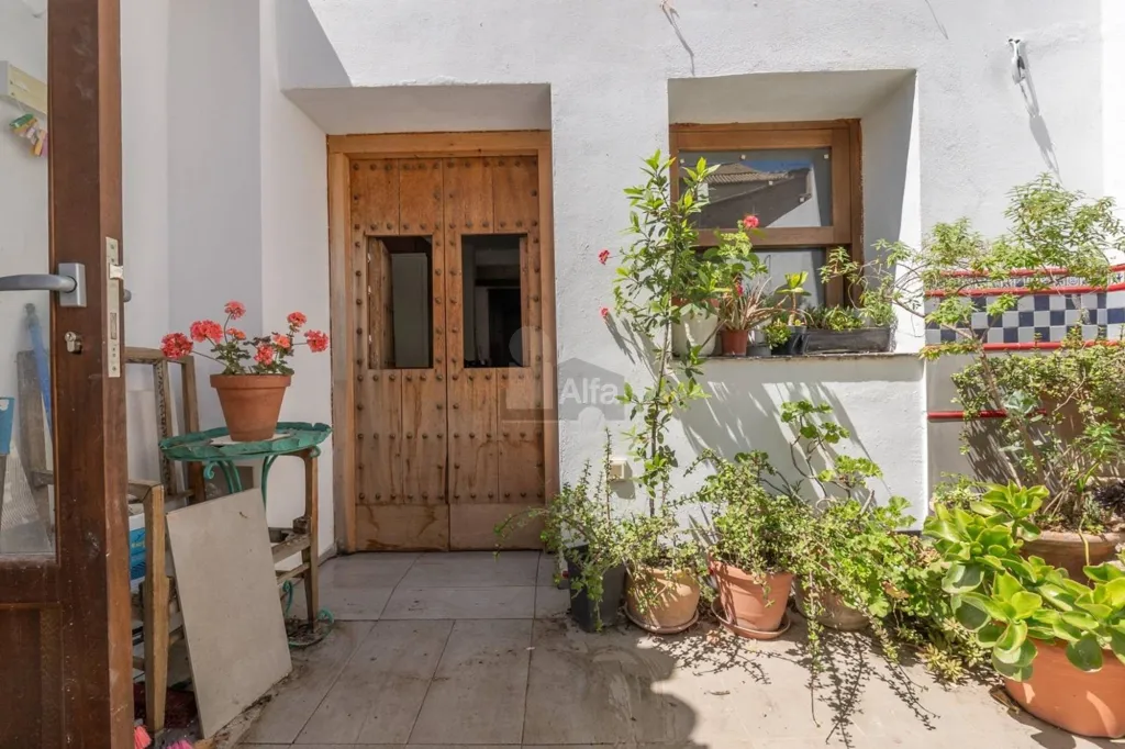 Aed - Corner Chalet with Terraces in Albaicín