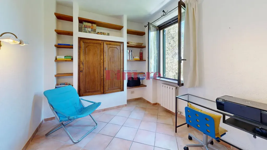 Bureau - Restored Stone Villa with Open Valley View in Casanova Lerrone