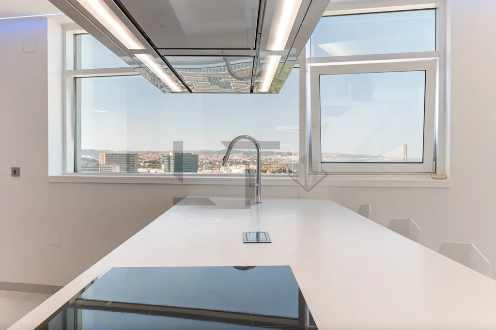 Köök - Penthouse Duplex with River View in Parque das Nações