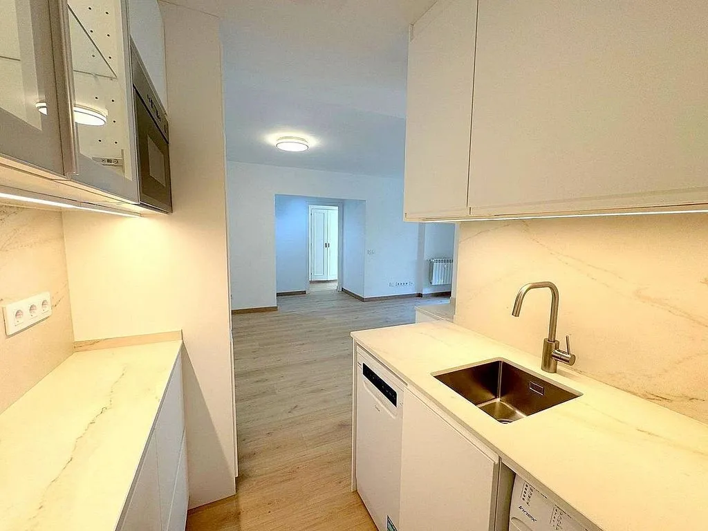 Apartment with Pool and Terrace in Goya