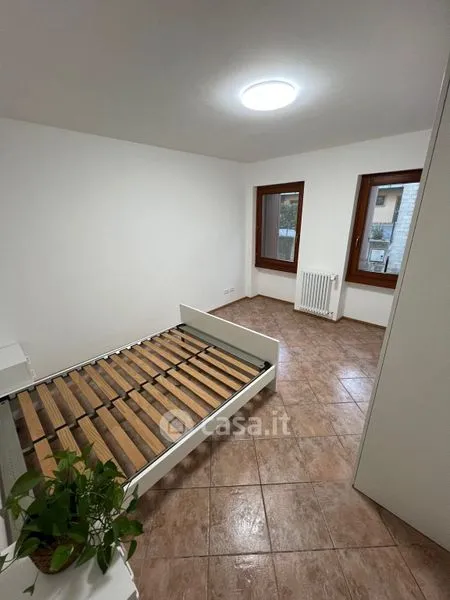 Magamistoad - Rented Flat with Parking in Tricesimo Centre