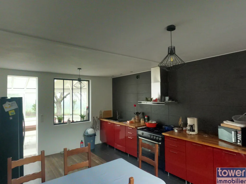 Cuisine - Maison en Pierre avec Jardin à Resson-le-Long