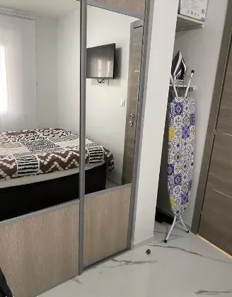 Magamistoad - 1-Bed Flat with Terrace in Cannes Centre