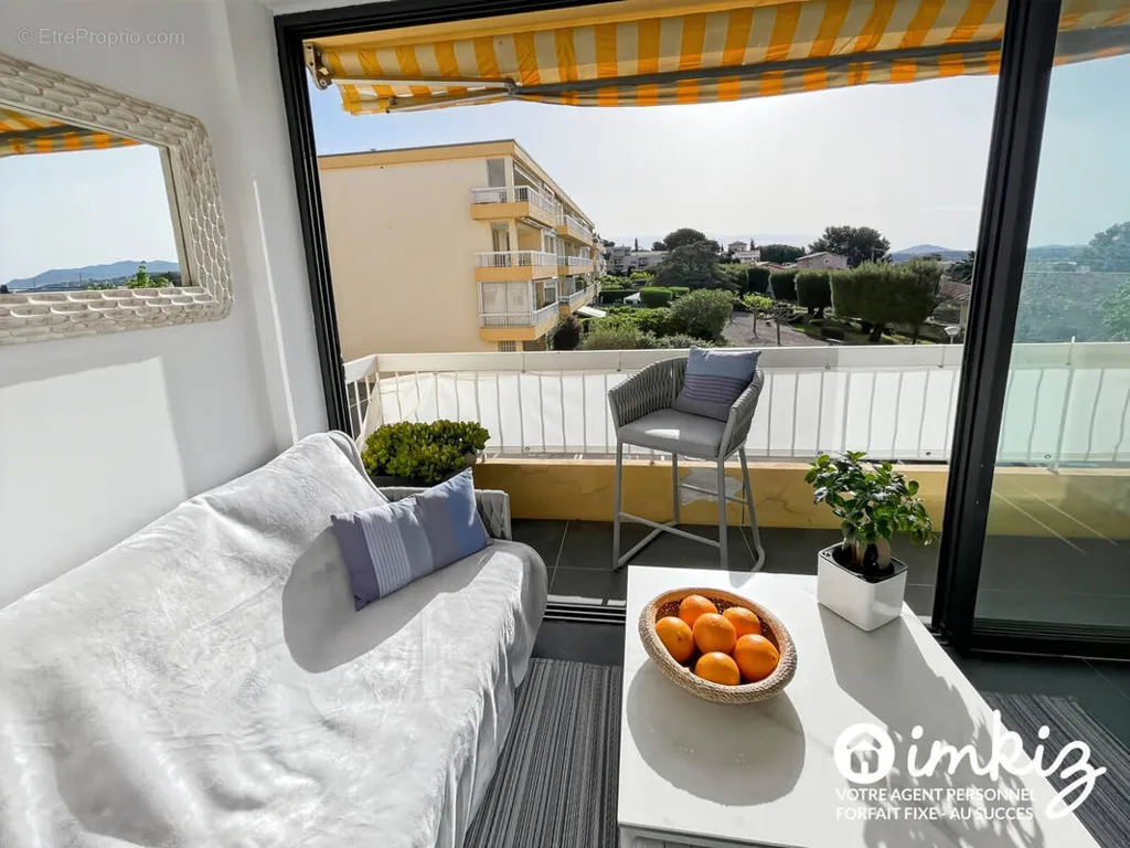 Balcone - Sea View Apartment with Terrace in Bandol
