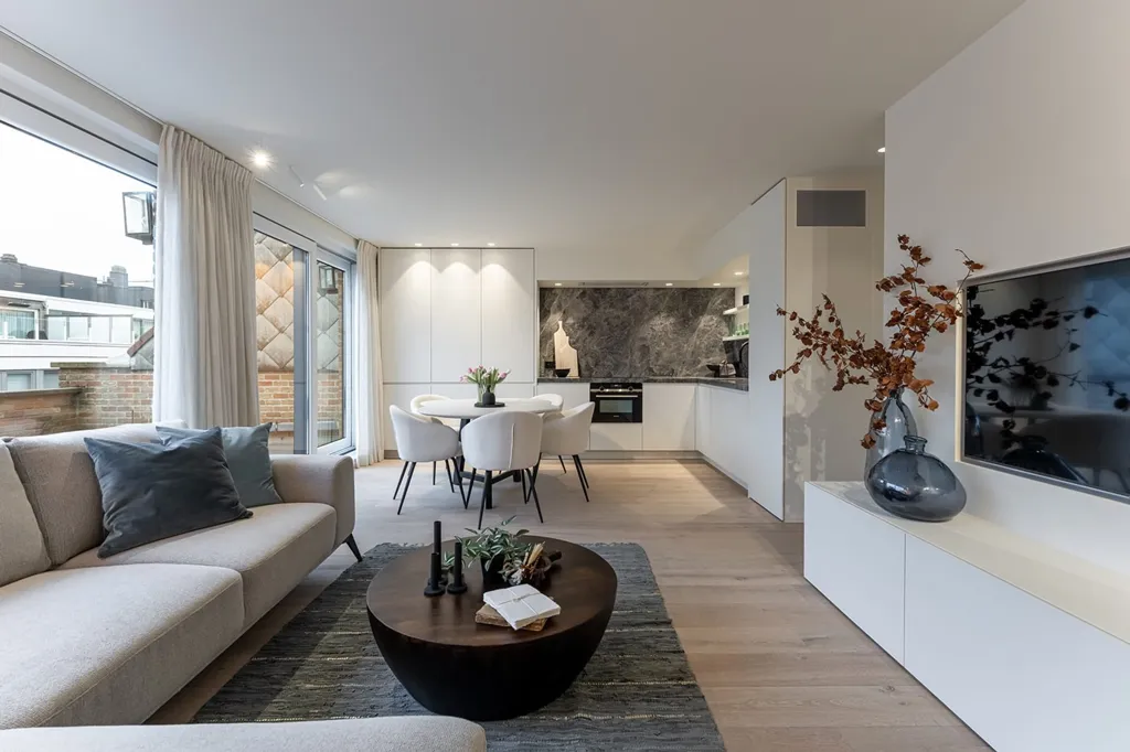 Elutuba - Penthouse with Terraces near Seafront