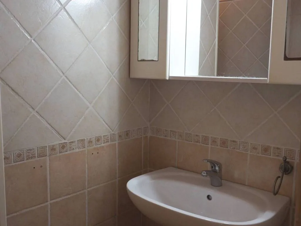 Bathrooms - Luxury Flat with Triple Balcony in Rome