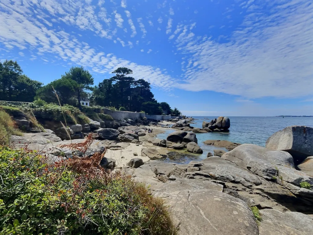 Giardino - Character House with Panoramic Sea View in First Line
