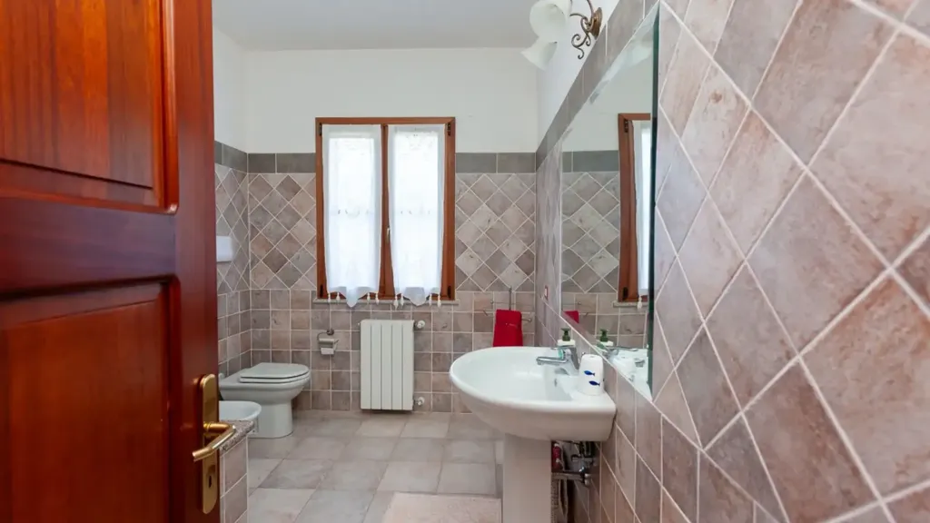 Salles de bain - Luxury Villa with Sea Views in Torpe'