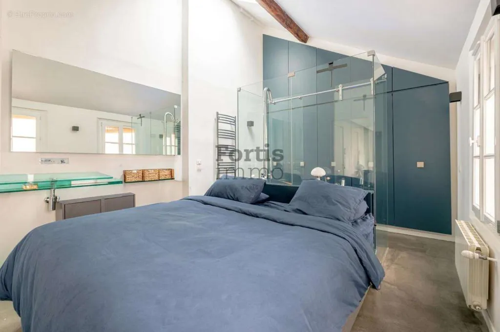 Magamistoad - Duplex with Balcony in Paris 3ème