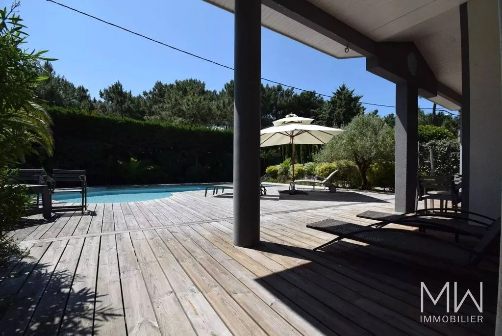 Piscine - Villa Luxueuse avec Piscine à Cap Ferret