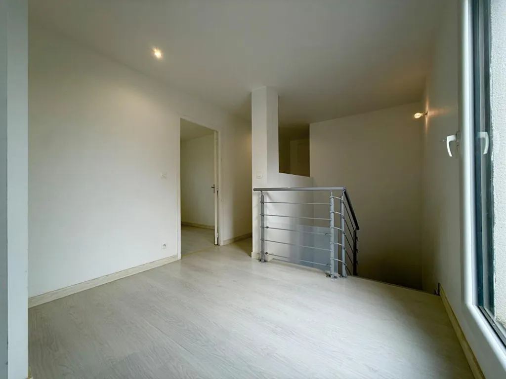 Pièces - Maison Contemporaine en Bout d'Impasse à Châteaugiron