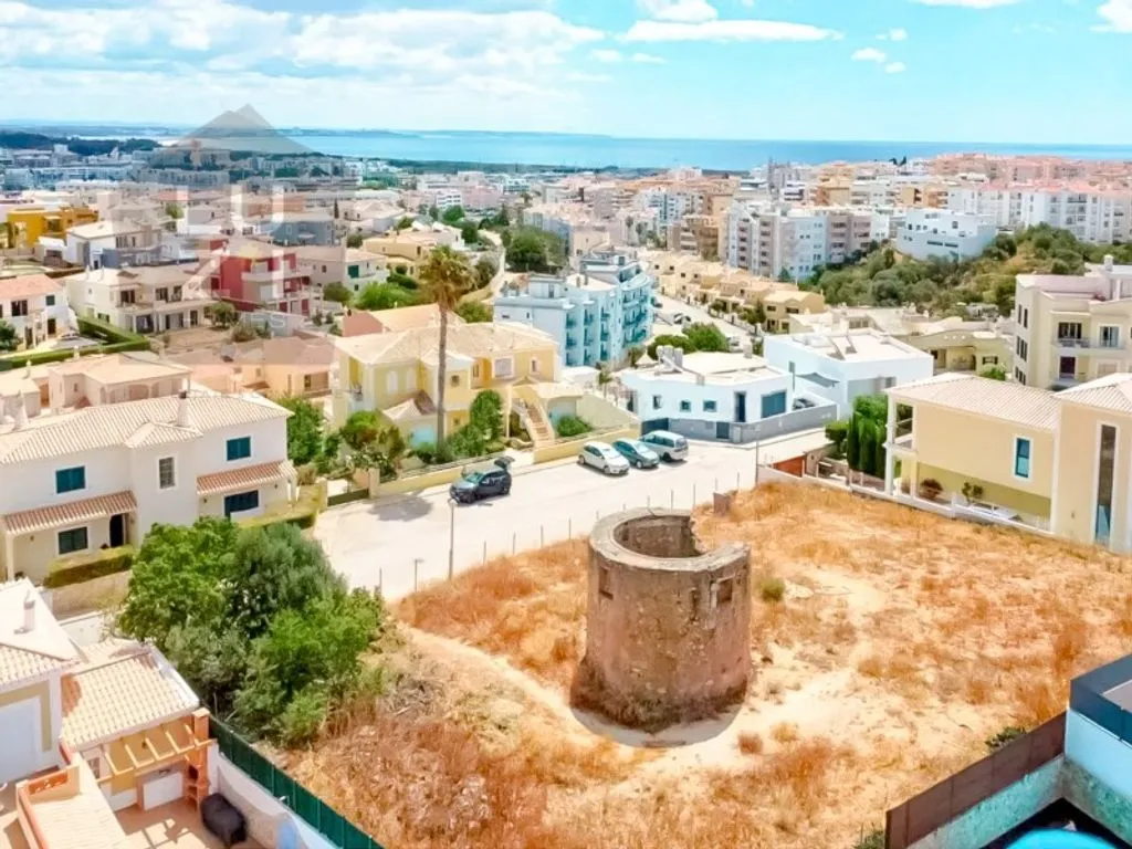 Õhuvaade - Development Land with Windmill in Lagos