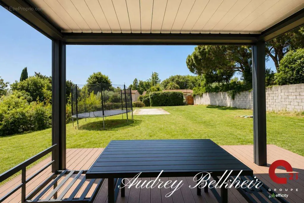 Terrazza - Detached House with Constructible Land in Sauzet