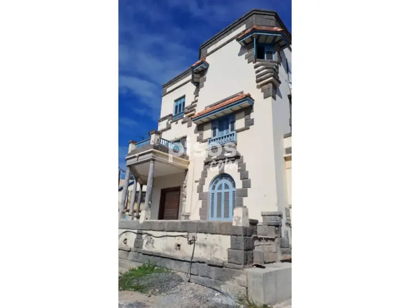 Välivaade - Historic Chalet with Pool in Ciudad Jardín