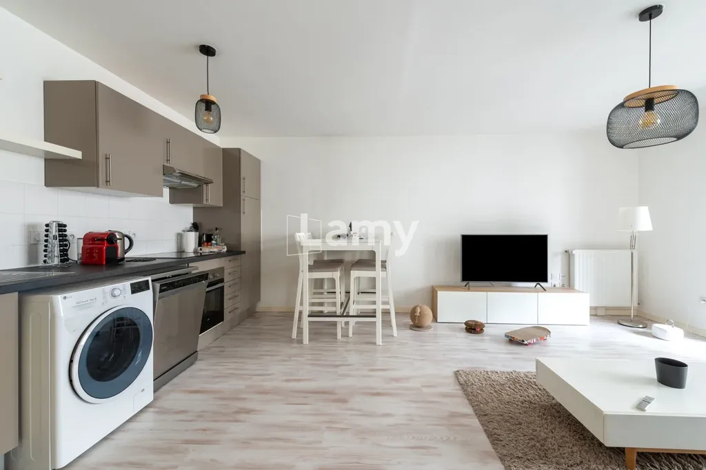 Köök - Apartment with Balcony in Hyper-centre