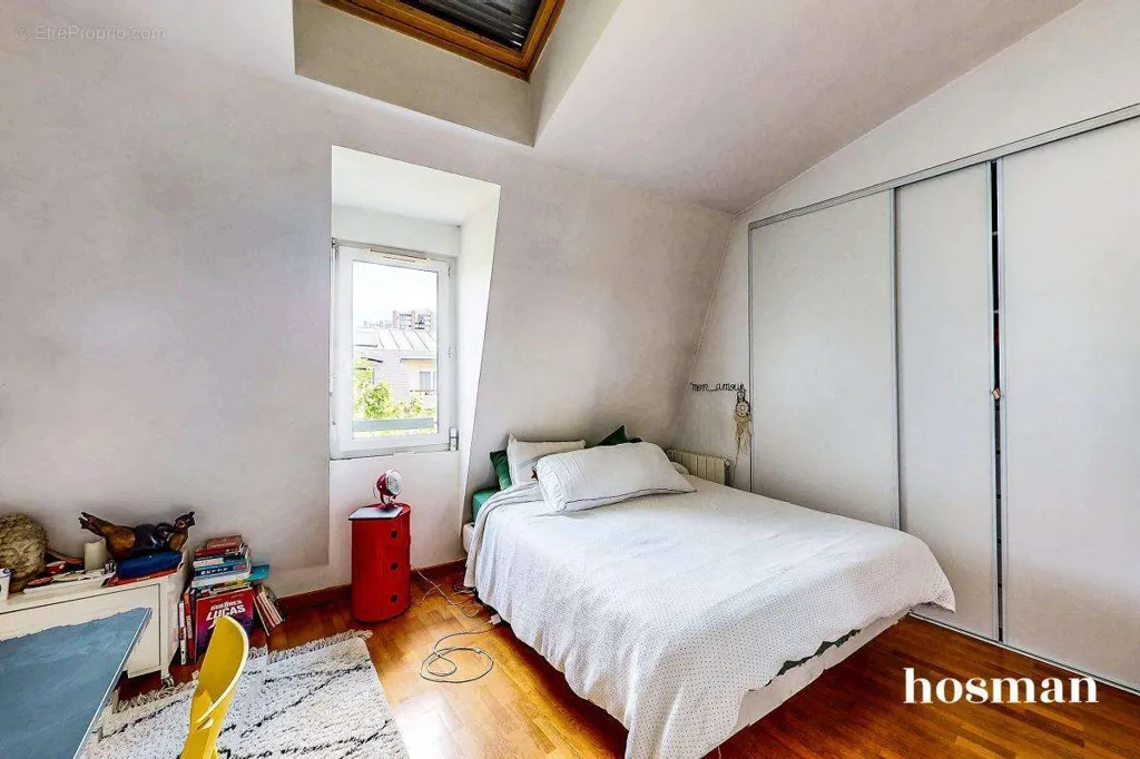 Chambres - Appartement 4 Pièces avec Terrasse et Parking à Les Lilas