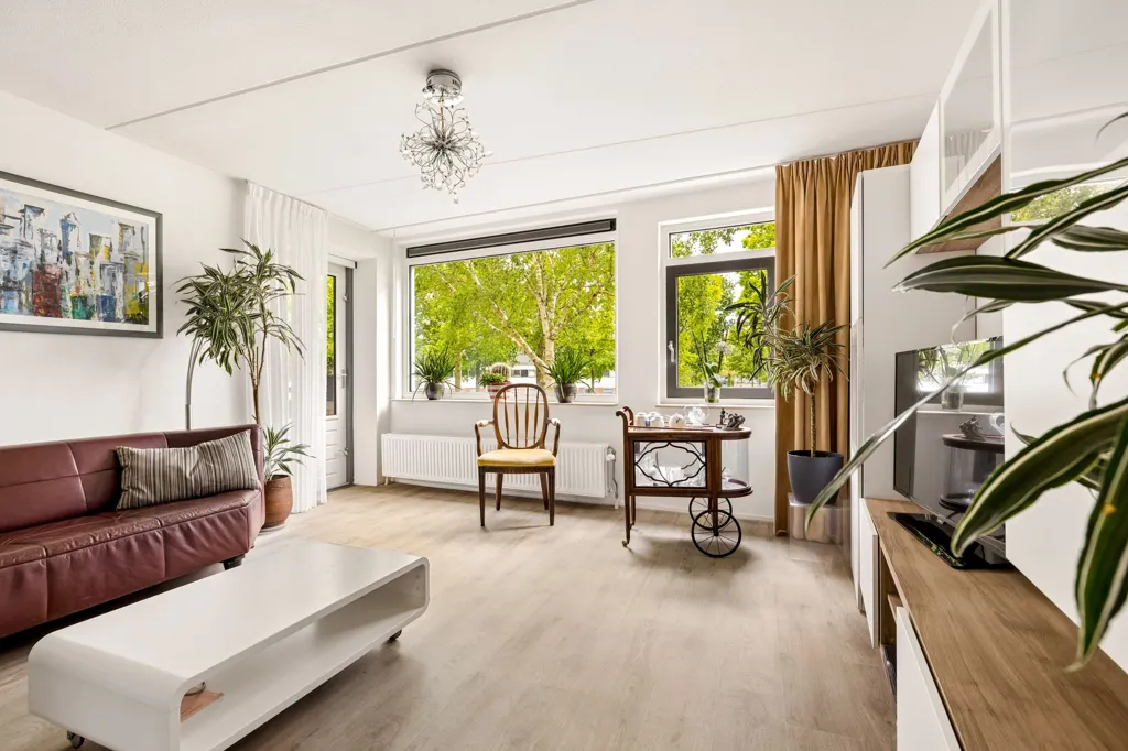 Elutuba - Modern Flat with Balcony in Almere