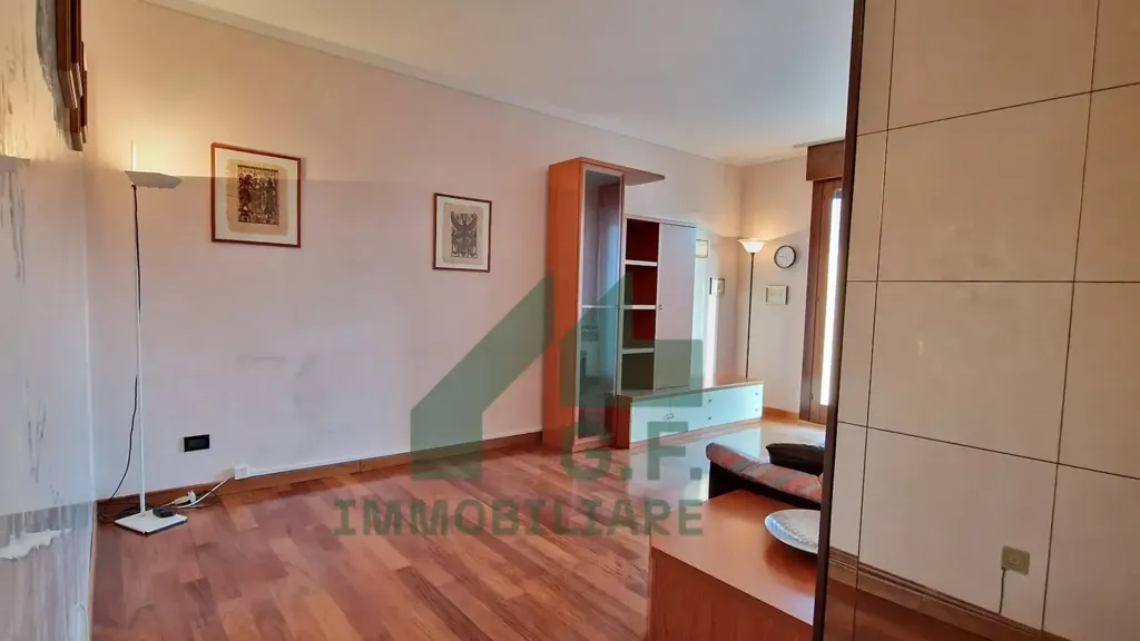 Séjour - Apartment with Terrace in Lanzago Centre