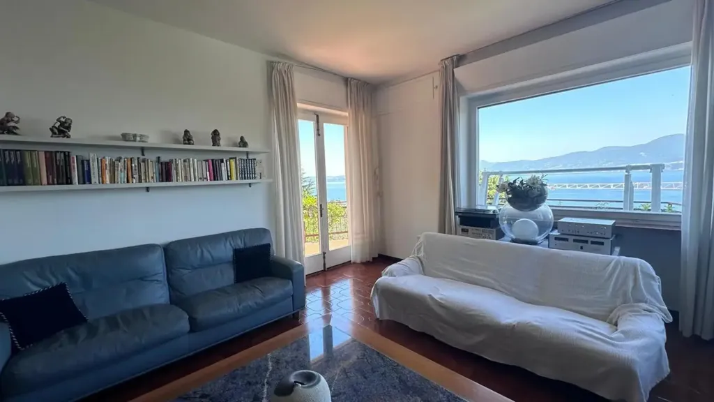 Séjour - Villa with Lake View in Torri del Benaco