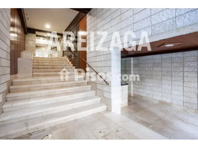 Pièces - Spacious Apartment with Terrace in Amara