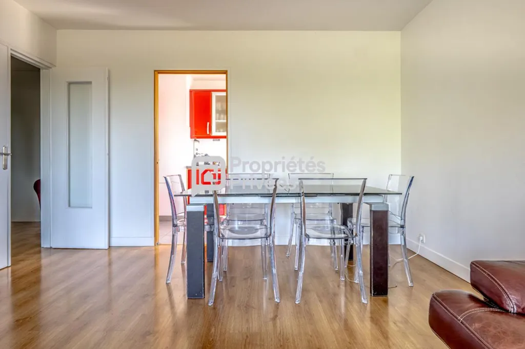 Salle à manger - Appartement 3 Pièces avec Balcon à Villejuif