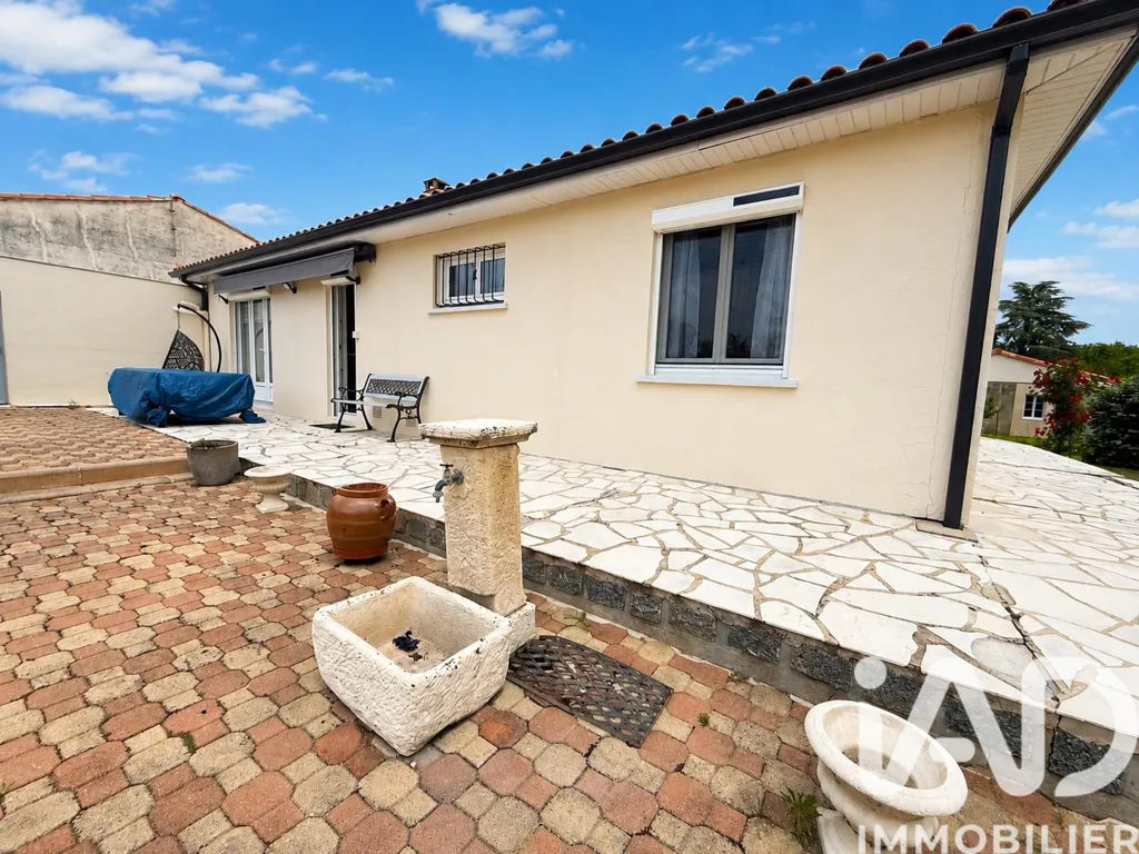 Terrass - Detached House with Garden in Fleac