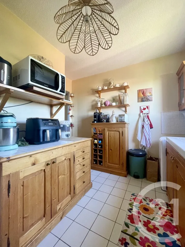 Köök - 3-Bedroom Apartment with Balcony in Blagnac Centre