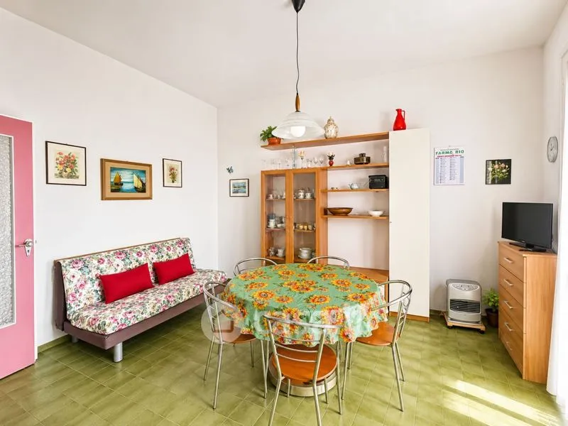 Sala da pranzo - Seafront Bilocale with Terrace in Cesano, Senigallia