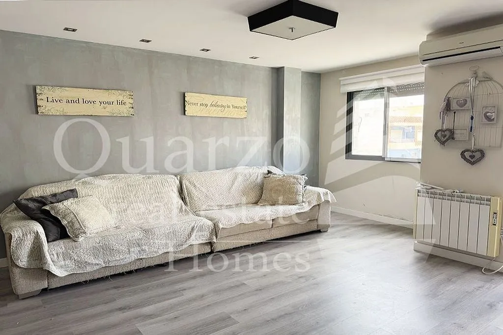 Living Room - Apartment with Terrace in Daimús