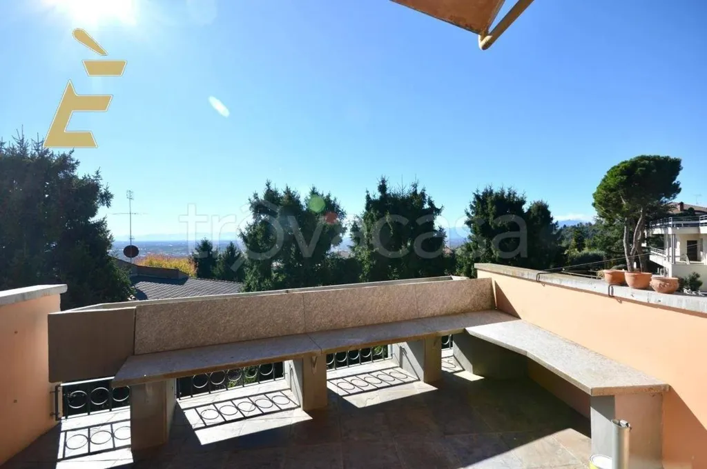 Terrass - Penthouse with Panoramic View in Moncalieri