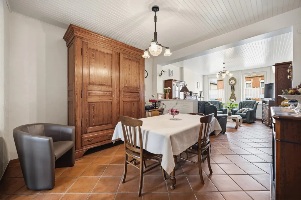 Salle à manger - Rijwoning avec Jardin et 2 Garages à Boutersem