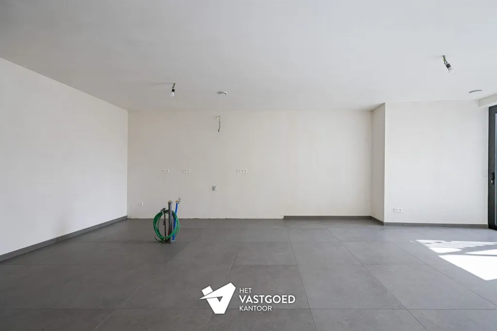 Stanze - Ground Floor Apartment with Terrace in Central Location