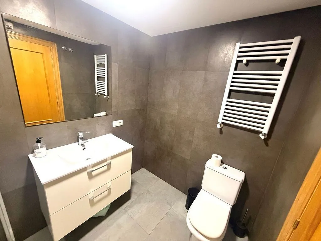 Salles de bain - Apartment with Balcony in Llombai Area