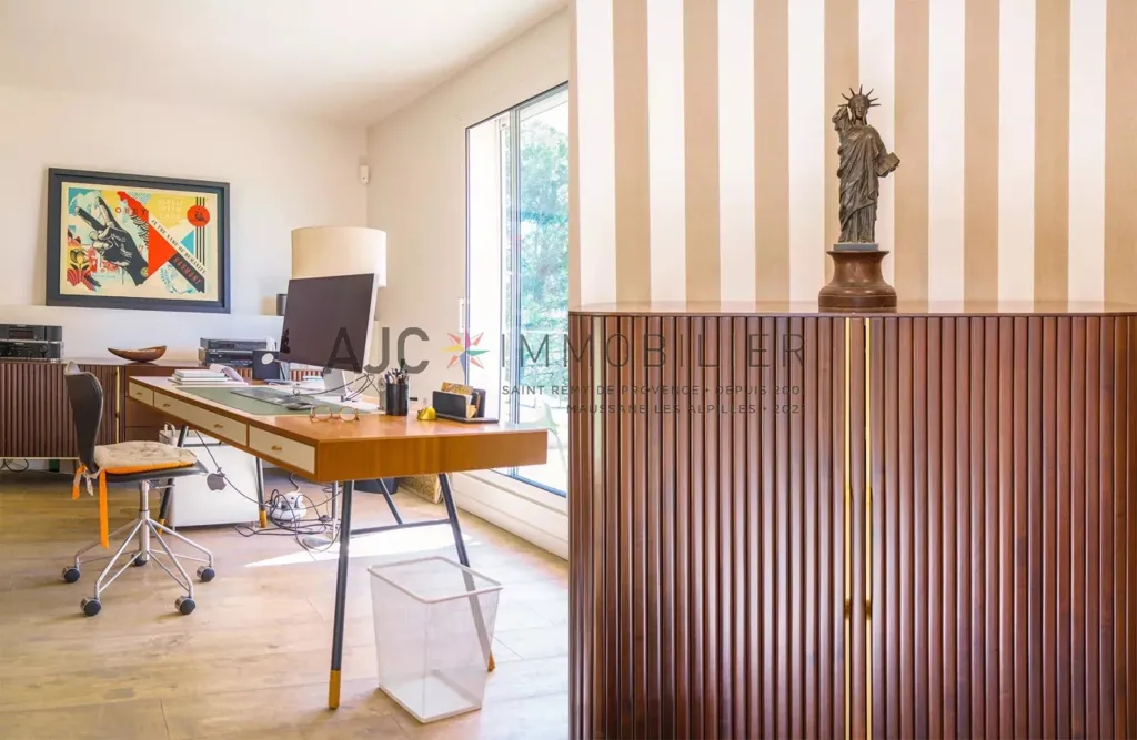 Bureau - Maison avec Piscine sur les Alpilles à Mouriès