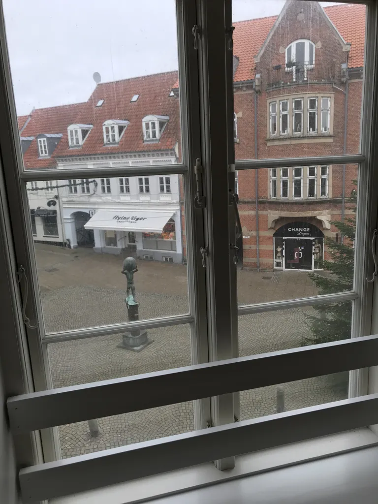 Rooms - Bright Apartment with Garden View in Haderslev
