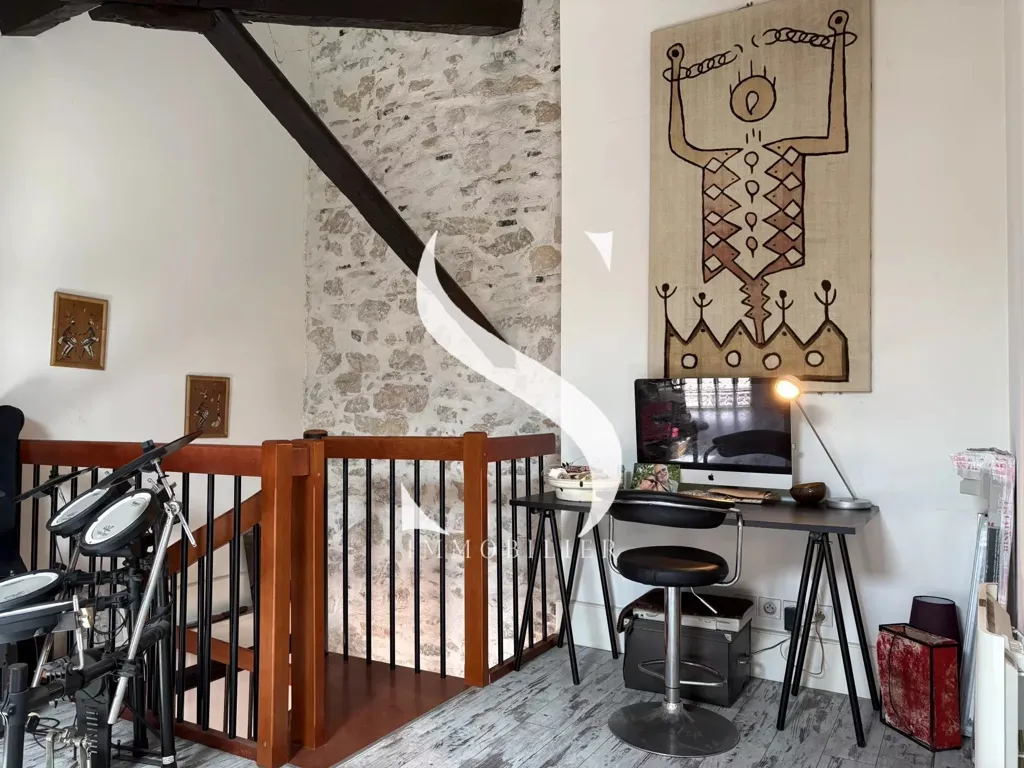 Elutuba - Charming Duplex with Loft Space in Quiet Area