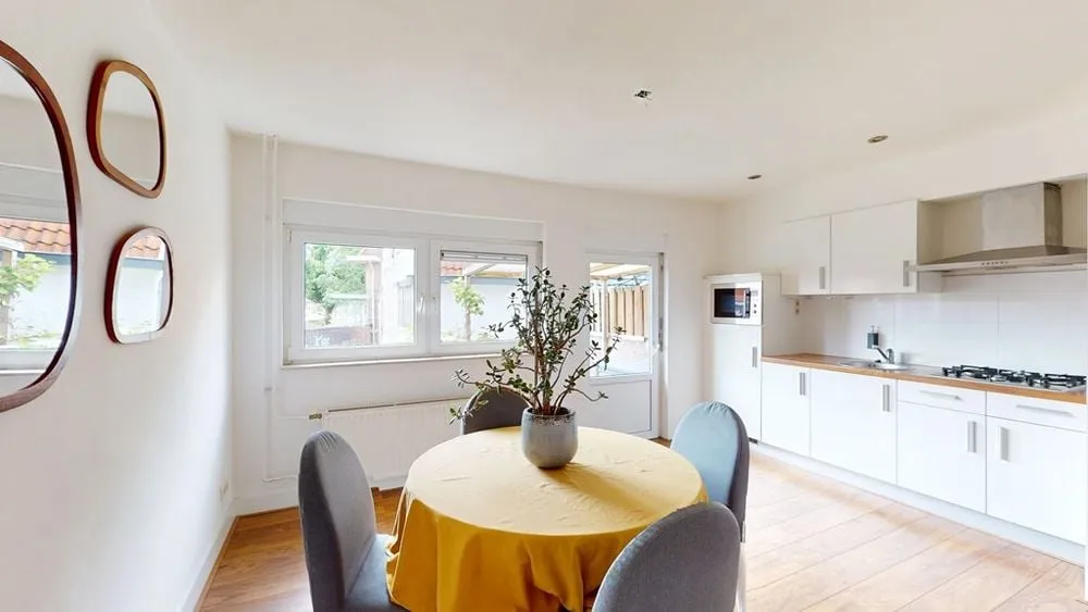 Söögituba - Characterful Penthouse with Rooftop Terrace in Eindhoven