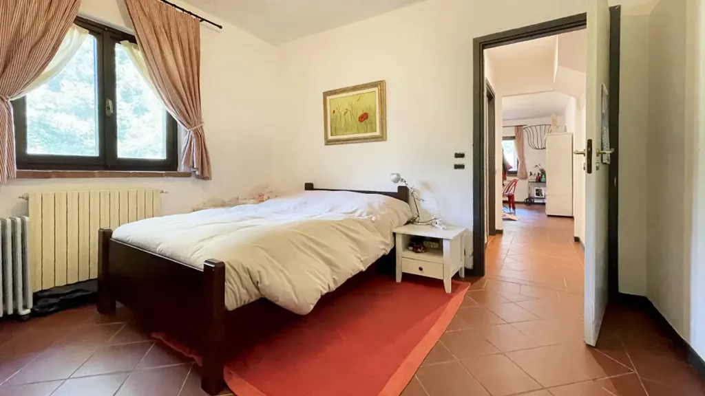 Villa with Equestrian Centre in Ameno