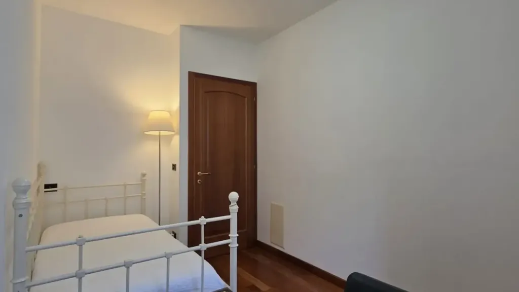 Magamistoad - Elegant Two-Bedroom with Studio in Vicenza