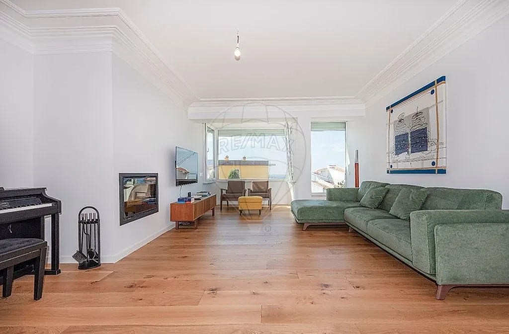 Living Room - Luxury Villa with Ocean View in Cascais