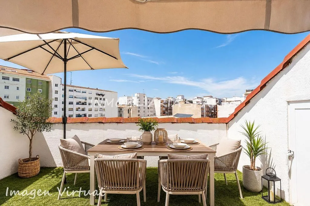 Terrasse - Charming Duplex with Terrace in City Centre