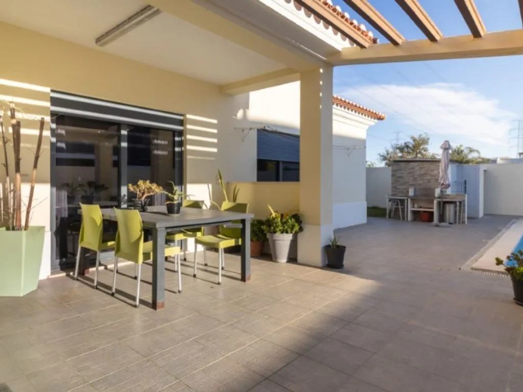 Terrass - Luxury House with Pool in Setúbal