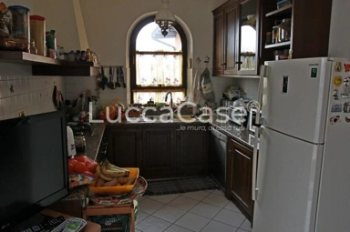 Kitchen - Furnished Villa with Garden View in Barga