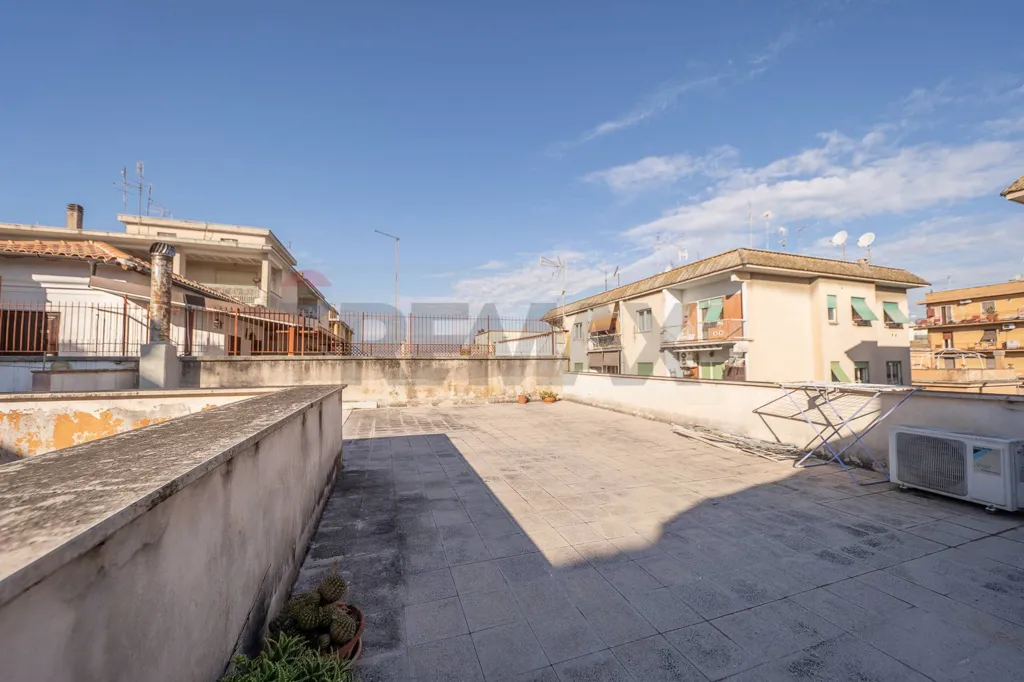 Terrace - Bright Apartment with Terrace in Tor Sapienza