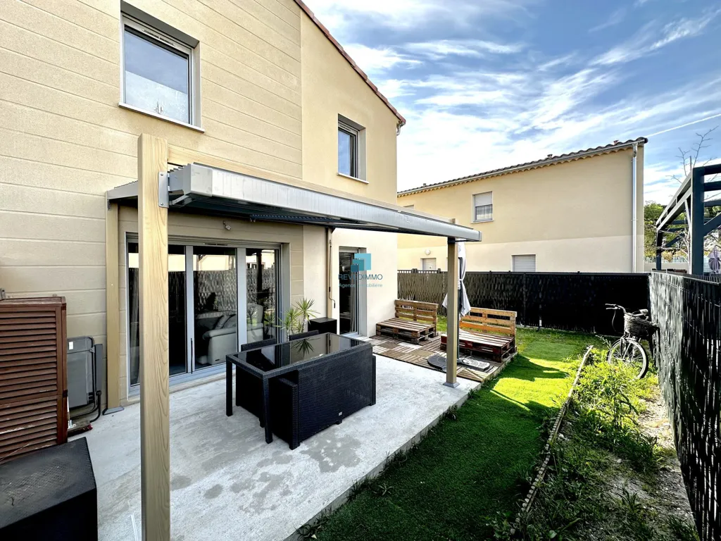 Jardin - Maison Récemment Construite avec Jardin au Pontet