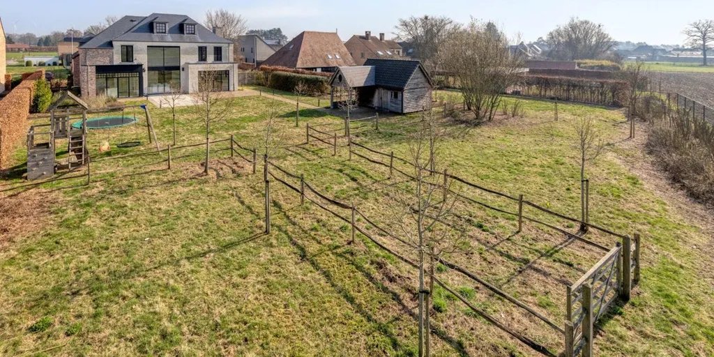 Vue aérienne - Villa Récemment Construite avec Terrasse à Westerlo