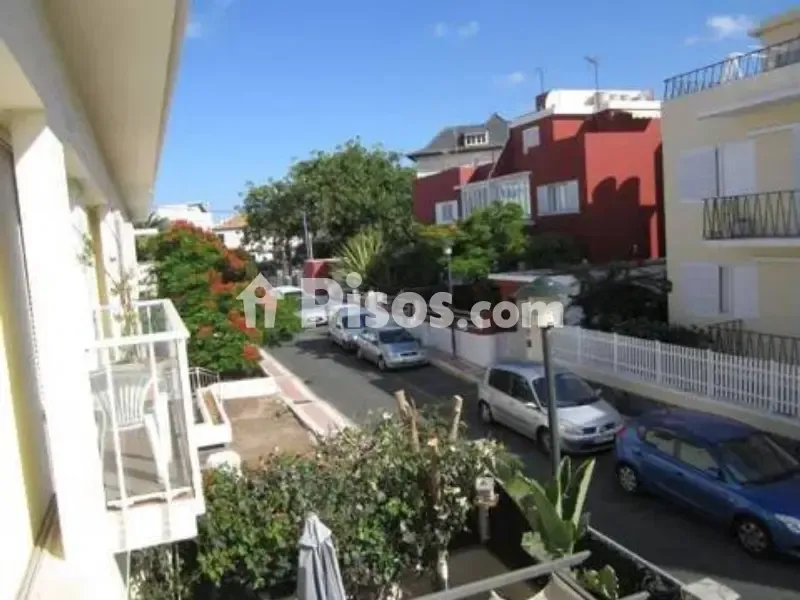 Rõdu - Penthouse with Terrace in Calle Albeniz