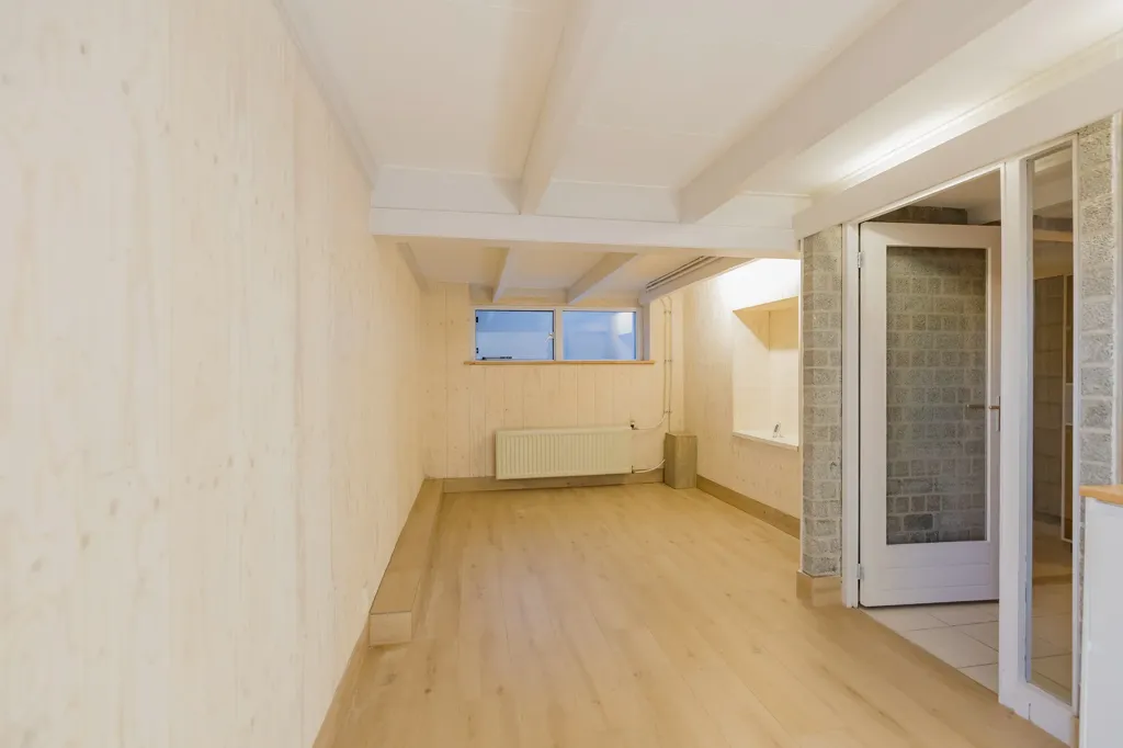 Entrée - Sustainable Dijkwoning with Sluice View in Spaarndam