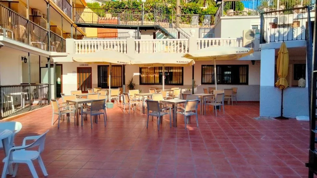 Giardino - 27-Room Hotel with Sea View in Altea
