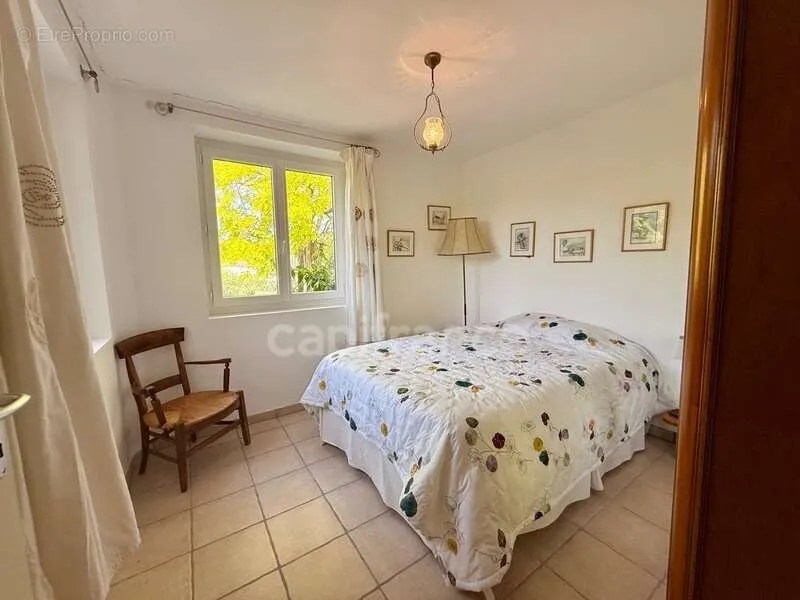 Chambres - Propriété de Caractère avec Parc à Limoux